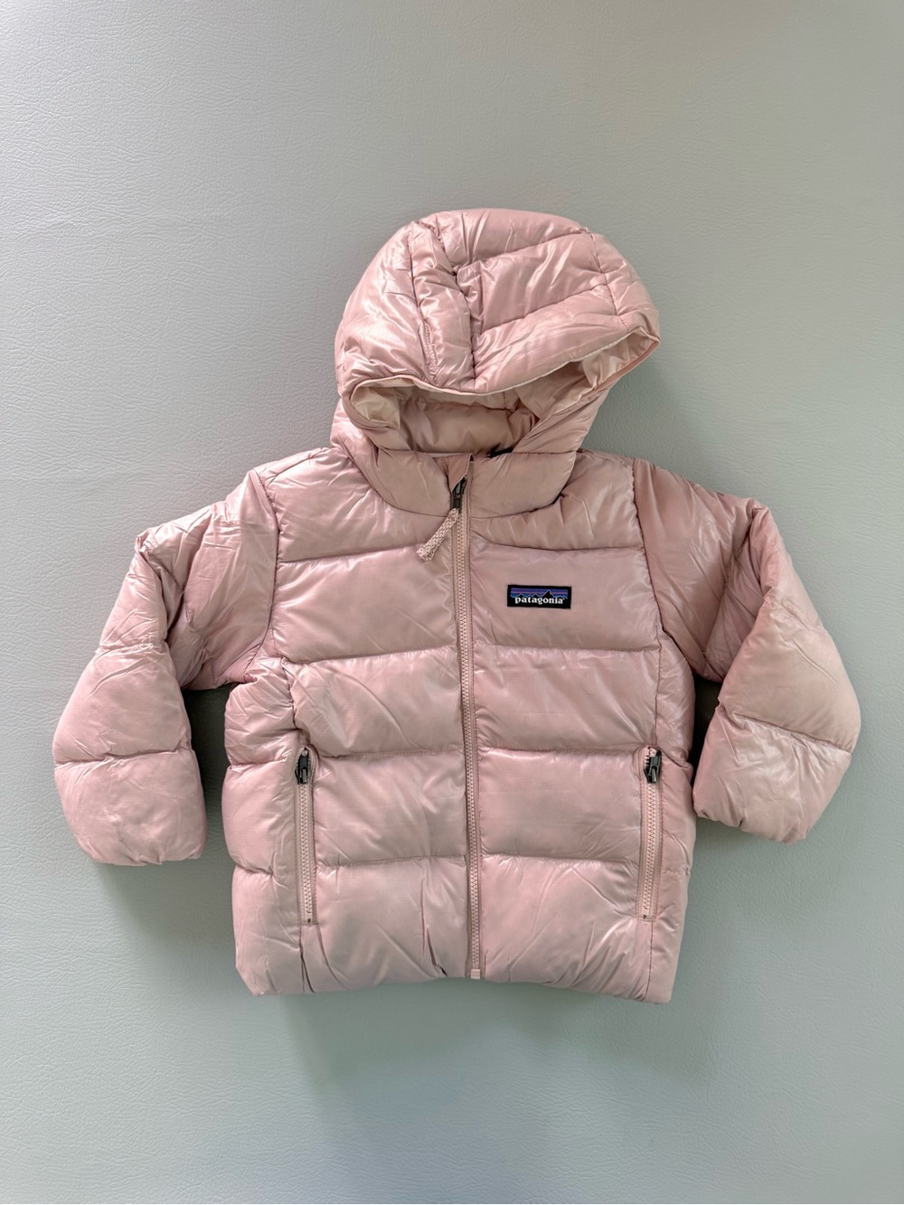 Patagonia Baby Hi-Loft Down Puffer Sweater Jacket Hoody Fuzzy Mauve 2T - New